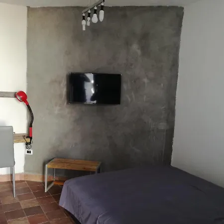 Frühstückspension Pompeilog 3*